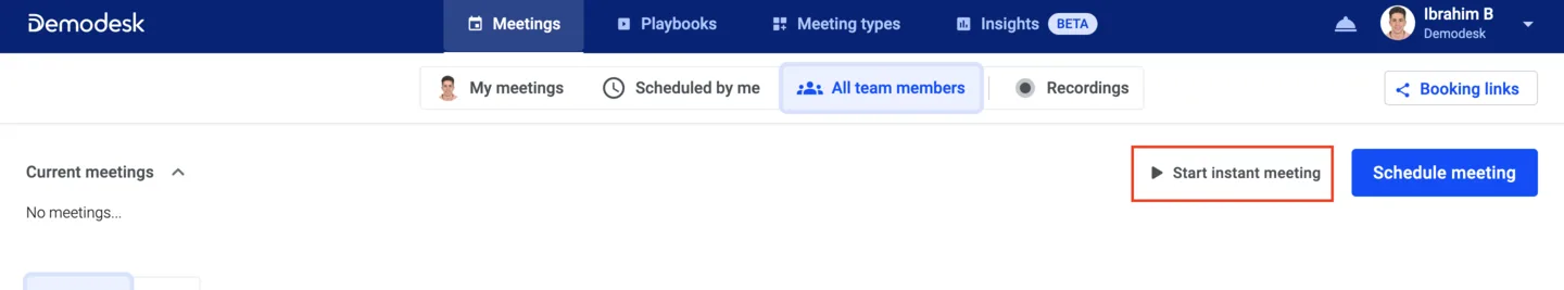 Meetings dashboard with the Start instant meeting button highlighted