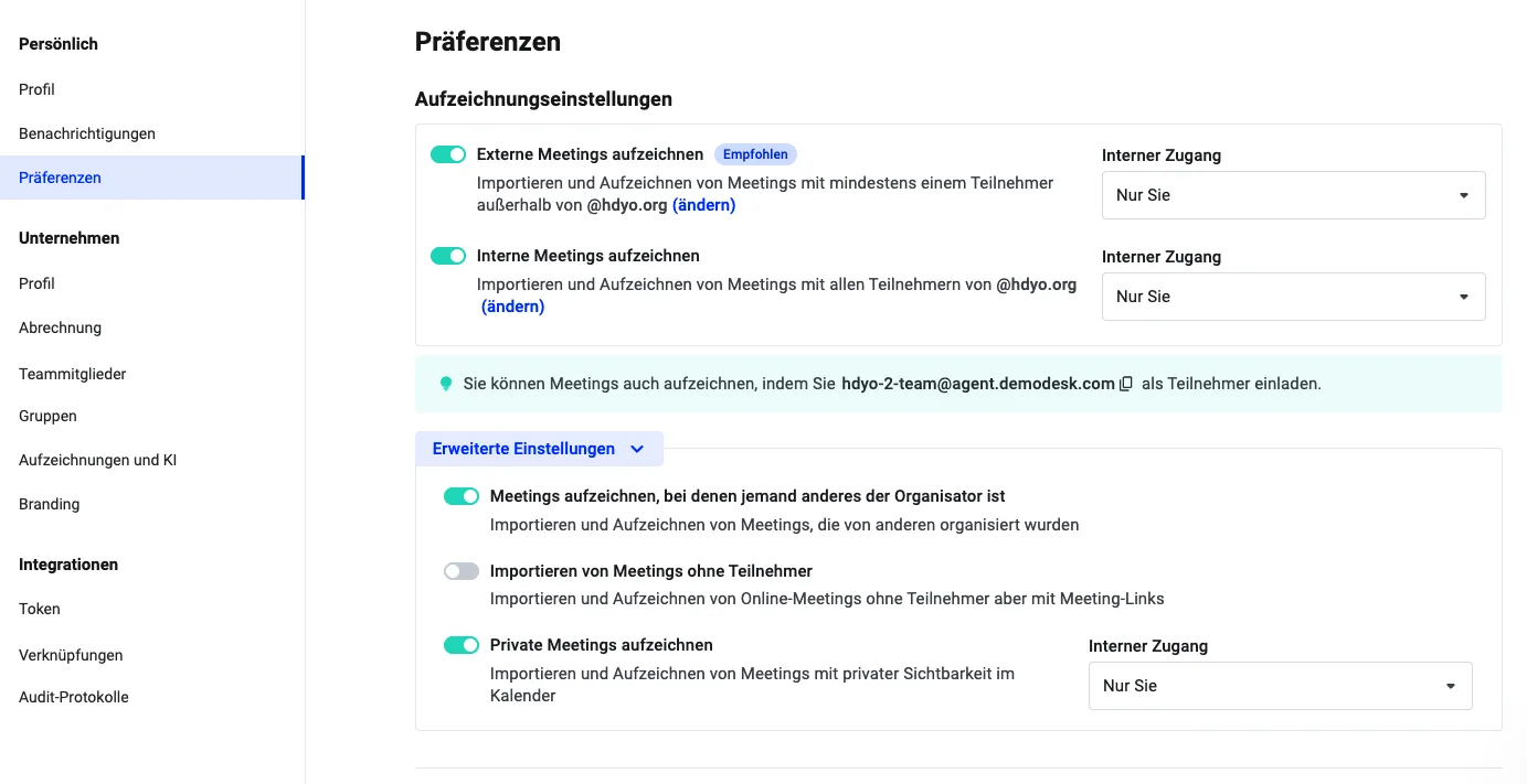 Präferenzen-Seite mit Umschaltoptionen für externe und interne Meeting-Aufzeichnung sowie erweiterten Einstellungen